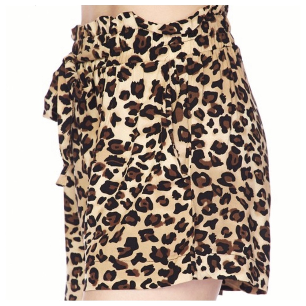 ✨LAST✨Leopard side pocket belted stylish shorts - Picture 5 of 6